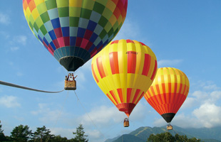 Hot-air ballooning